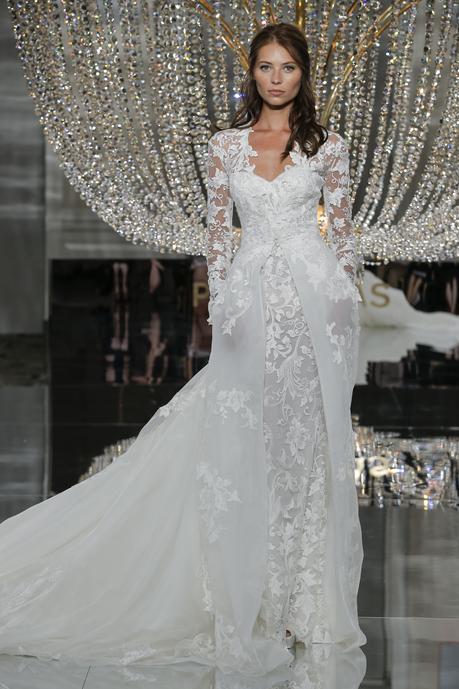 Pronovias presenta las propuestas de Atelier 2018 en la Bridal Week de Nueva York Pronovias presenta las propuestas de Atelier 2018 en la Bridal Week de Nueva York