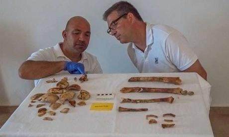 Arqueólogos descubren un brazo de bronce en el naufragio en Anticitera Restos arqueologicos