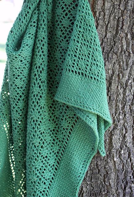 Trozos de tiempo que anudamos. Blooming Shawl Kal.