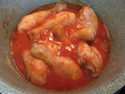 Pollo con tomate olla GM