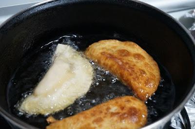 Empanadillas de puerro y queso