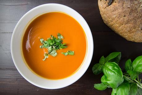Beneficios del tomate y cómo quemar grasa con la sopa de ... tomate