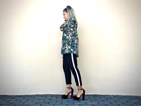 FLORAL BLAZER