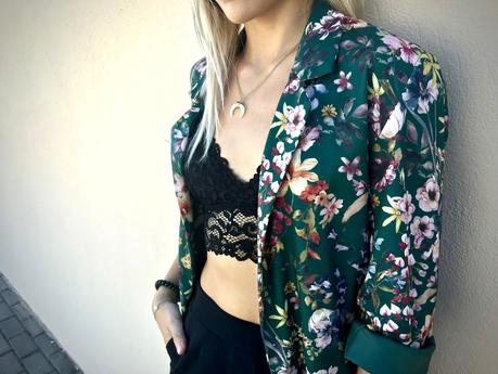 FLORAL BLAZER