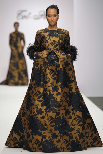 Alta Costura Fall-Winter 2017-2018: elegancia sofisticada para una mujer de lo más 