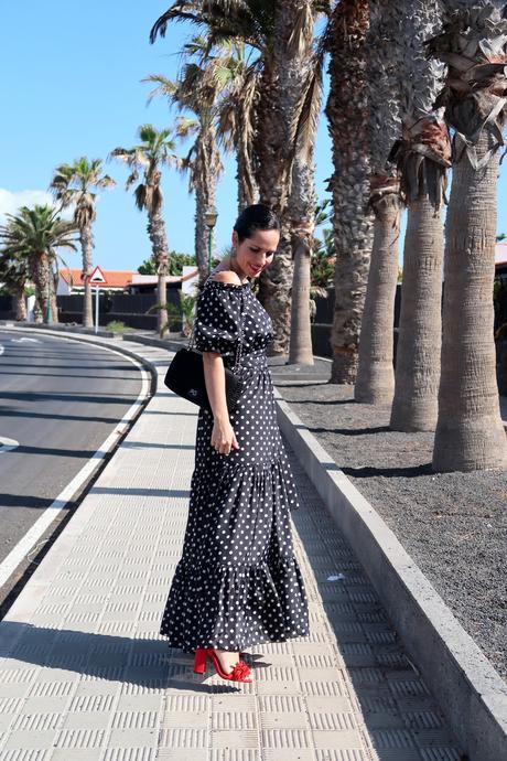polka-dots-long-dress-outfit