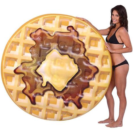 Los 12 peores colchones inflables para no pasar desapercibido en la playa