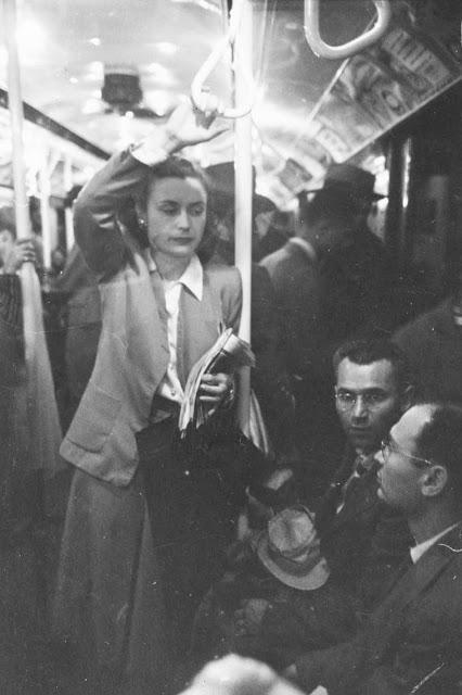 La mirada de Stanley Kibrick fotografiando el metro de Nueva York para el año 1946
