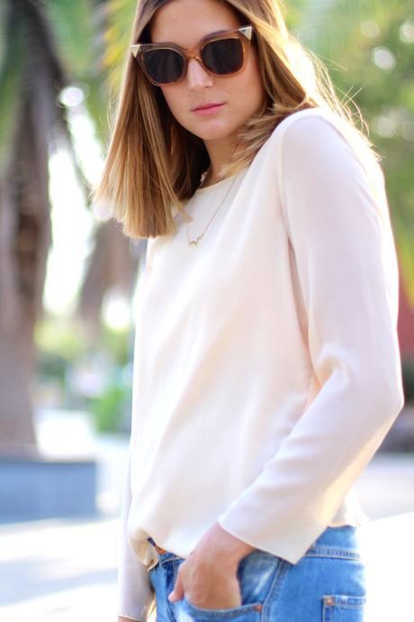 CLASSIC YET COOL CLASSIC YET COOL