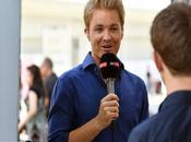 Nico Rosberg está considerando trabajo regular paddock