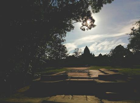 CRÓNICAS DE INDOCHINA: ANGKOR I (Y LA PESADILLA DE UN FOTÓGRAFO)