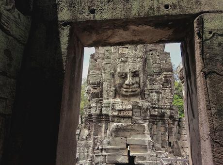 CRÓNICAS DE INDOCHINA: ANGKOR I (Y LA PESADILLA DE UN FOTÓGRAFO)