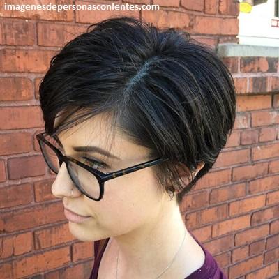 Mire Maquillaje y cortes de cabello para mujeres con gafas - Paperblog