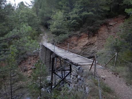 Ruta al Chorro de Fornos desde Badaín (Huesca)