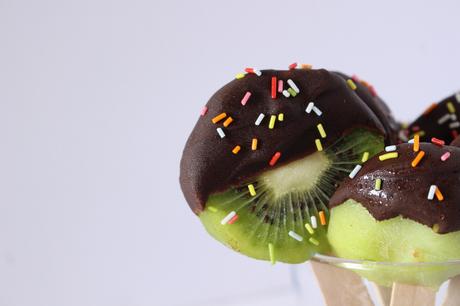 receta piruletas de chocolate y kiwi