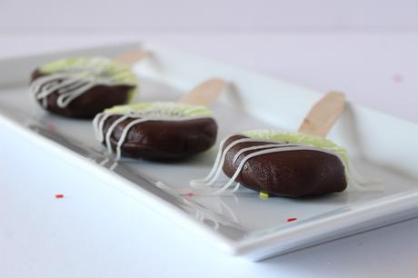 receta piruletas de chocolate y kiwi