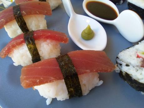 Nigiri Sushi y Maki Sushi de Atún Rojo... de lo Más Sencillo!!