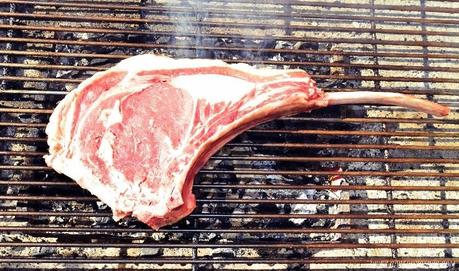 Tomahawk con mantequilla de bourbon Tomahawk con mantequilla de bourbon
