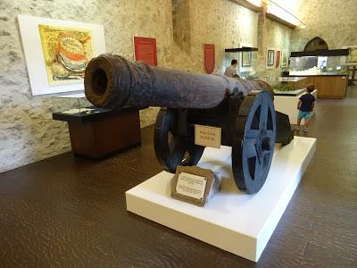 Interior del Castillo de San Vicente de la Barquera, Cantabria