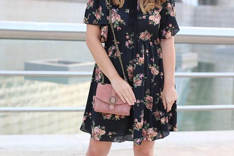 Total look Zara con vestido de flores