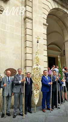 Representación de nuestra Hermandad en la procesión de regreso de Ntra. Sra. de la Salud tras su Coronación Canónica Representación de nuestra Hermandad en la procesión de regreso de Ntra. Sra. de la Salud tras su Coronación Canónica