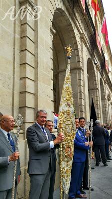Representación de nuestra Hermandad en la procesión de regreso de Ntra. Sra. de la Salud tras su Coronación Canónica Representación de nuestra Hermandad en la procesión de regreso de Ntra. Sra. de la Salud tras su Coronación Canónica