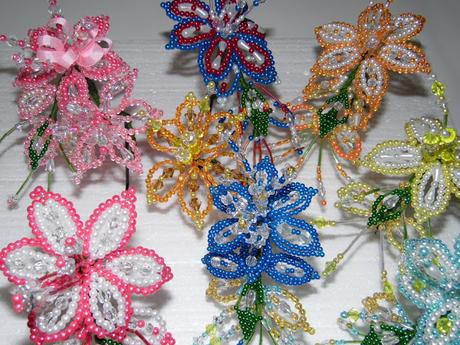Confección de tembleques para polleras. Pedidos elistmopty@gmail.com
