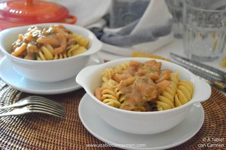 Fusilloni con Calamares Encebollados