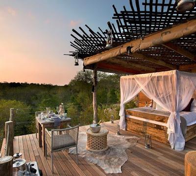 Kingston Tree House, un Hotel Rustico