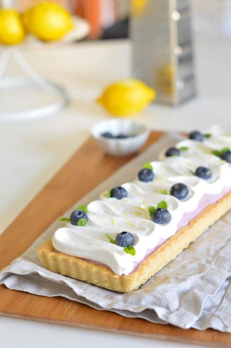 Tartaleta de queso y arándanos con cobertura de merengue