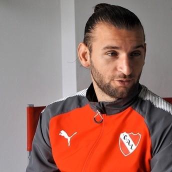 Gastón Silva ataca a los Pumas