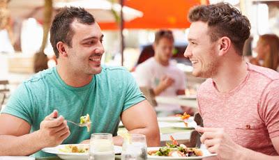 AMBIENTE GAY: CITAS DESASTROSAS A TRAVÉS DE INTERNET