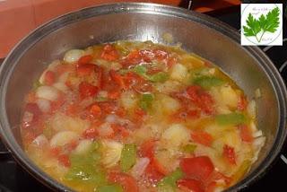 Manitas de Cerdo en Salsa Manitas de Cerdo en Salsa