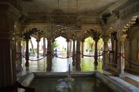 Dónde ves a James Bond todas las noches: Udaipur – Where you can watch James Bond all the nights: Udaipur Dónde ves a James Bond todas las noches: Udaipur – Where you can watch James Bond all the nights: Udaipur