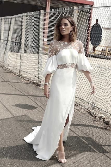 Rime Arodaky presenta THE RUNAWAYS su nueva colección 2018 para novias de espíritu libre