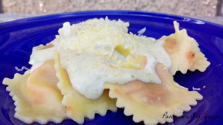 Raviolis con salsa de mermelada de aceituna verde (tradicional o Thermomix) Raviolis con salsa de mermelada de aceituna verde (tradicional o Thermomix)