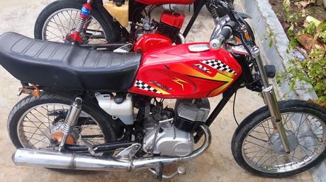 Policía apresa presunta banda robaba motores en Bahoruco y Barahona.