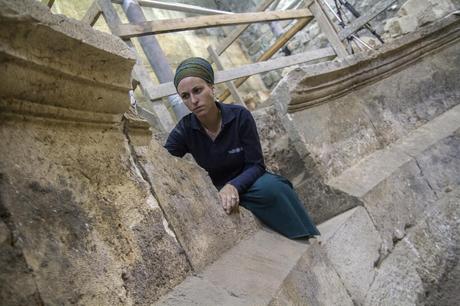 Importante descubrimiento arqueológico: descubiertos gran parte del Muro Occidental y un teatro romano  después de 1,700 años.