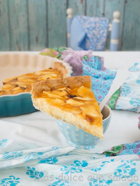 Tarta de manzana con crema pastelera