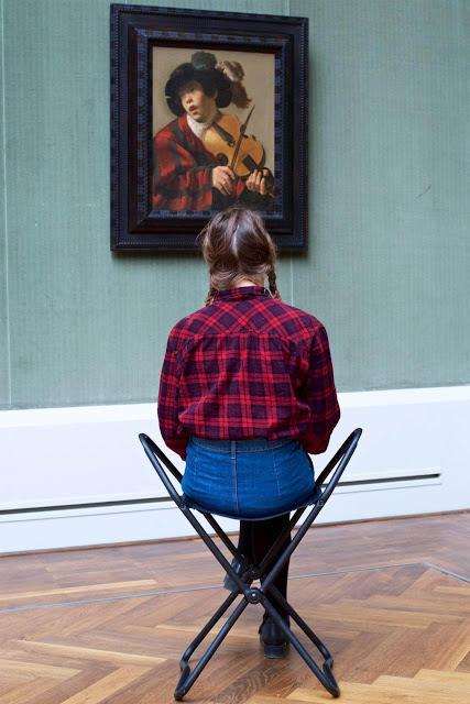 Fotógrafo Austriaco revela similitudes de pinturas en museos con sus visitantes