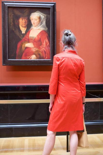 Fotógrafo Austriaco revela similitudes de pinturas en museos con sus visitantes