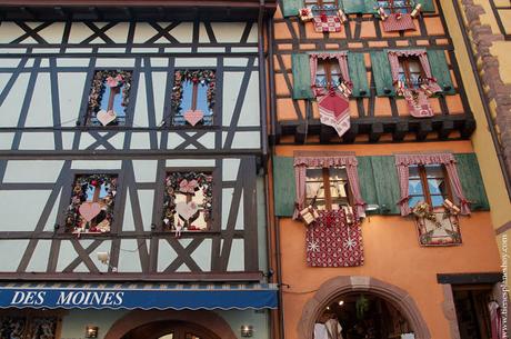 Riquewihr pueblos encanto Alsacia Navidad