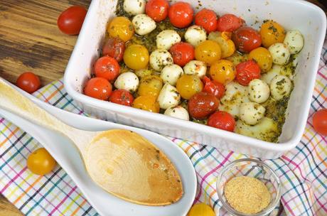 TOMATES CHERRY Y PERLAS DE MOZZARELLA tomates cherry y perlas de mozzarella, guarnición, guarnición para carne y pescado, guarniciones, recetas de guarnición, como hacer una guarnición, como se hace una guarnición, cenas rápidas y fáciles, las delicias de mayte,
