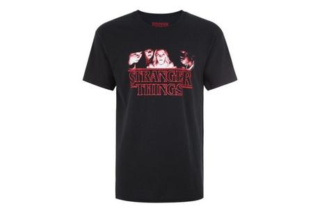 Colección de ropa inspirada en Stranger Things por Topshop. Colección de ropa inspirada en Stranger Things por Topshop.