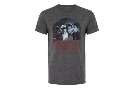 Colección de ropa inspirada en Stranger Things por Topshop. Colección de ropa inspirada en Stranger Things por Topshop.