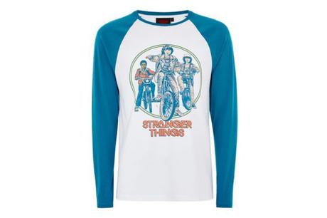 Colección de ropa inspirada en Stranger Things por Topshop. Colección de ropa inspirada en Stranger Things por Topshop.