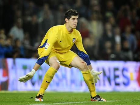 El Real Madrid ata a Courtois