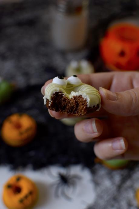 Mini Donuts al horno: Caritas de Halloween.