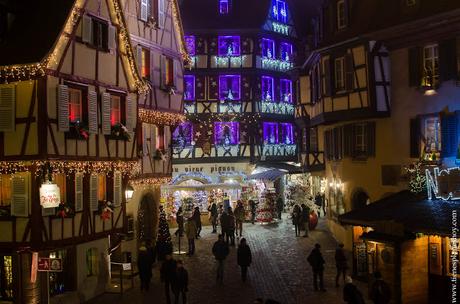 Colmar Colmar Navidad noche Alsacia