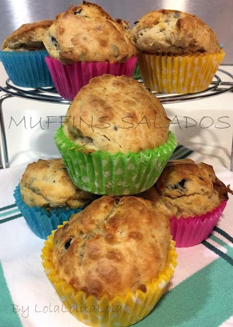 MUFFINS SALADOS DE ACEITUNAS NEGRAS Y BACON ALIÑADOS CON ROMERO MUFFINS SALADOS DE ACEITUNAS NEGRAS Y BACON ALIÑADOS CON ROMERO